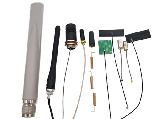 Pozioma wewnętrzna antena WIFI Kabel 1.13mm i złącze UFL Dostępne 65 * 15.1 * 0.8mm dostawca