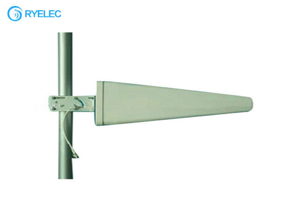 12dbi 698-2700MHz Pasmo częstotliwości 4G LTE Antena Log Okresowe zatrzymanie na biegunie dostawca